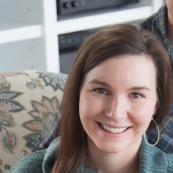 Meet your Posher, Erika - Picture 1 of 1